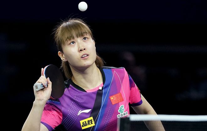 而此次坐镇 而此次坐镇