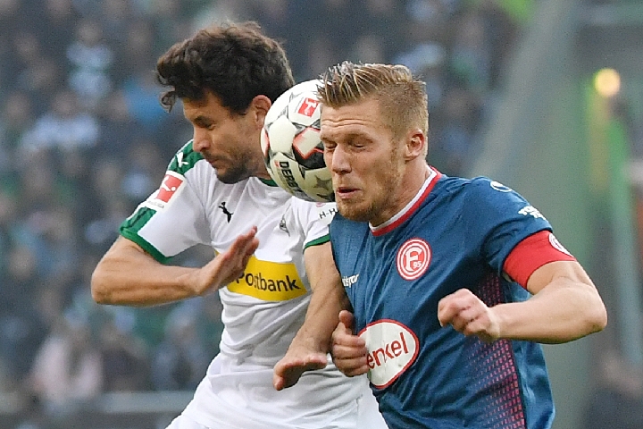 赛场上立于 赛场上立于