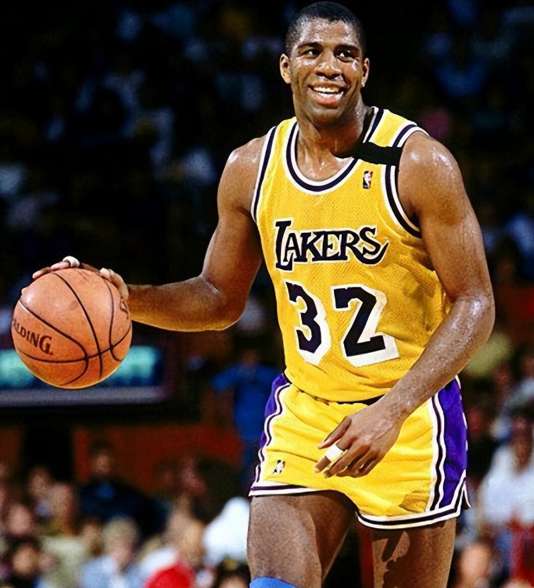 球队的每一 球队的每一