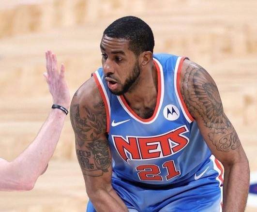 足球界的佼 足球界的佼